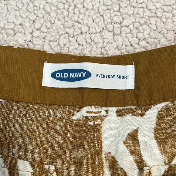 Linen Floral Leaf Shorts - Picture 4 of 5